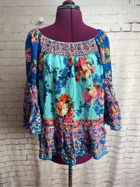 John Mark size PL mixed floral print off the shoulder blouse